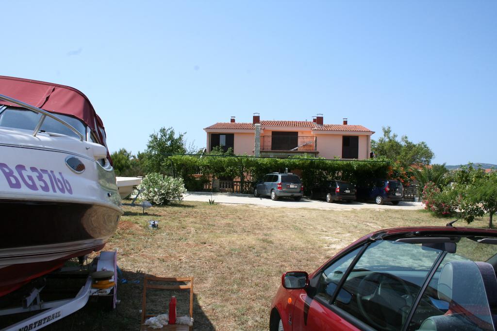 Apartments Santa Barbara Biograd Na Moru Exterior foto