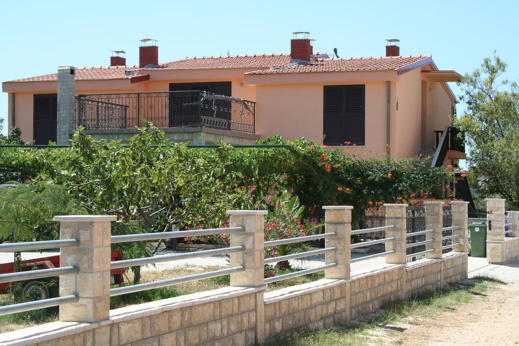 Apartments Santa Barbara Biograd Na Moru Exterior foto